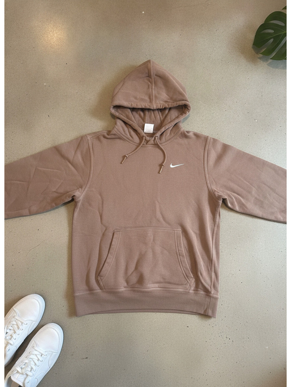 Nike Brown Pullover Hoodie Small Made in Pakistan